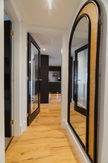 The West End Loft - 5* Retreat - Private Parking! Apartamento Glasgow Exterior foto